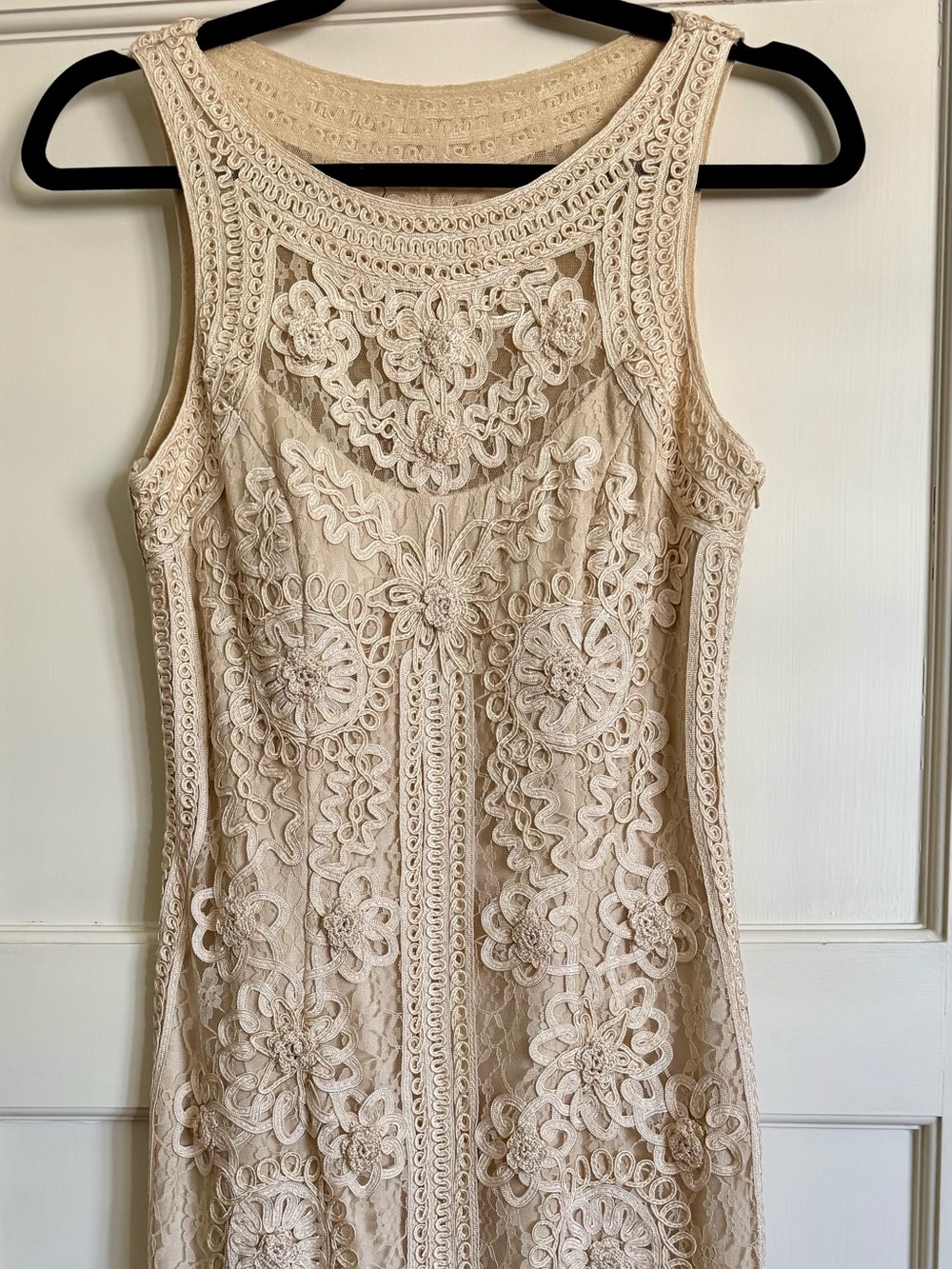 Sue Wong Nocturne Cream Crochet & Lace Sheath Dress Fully Lined Size 4